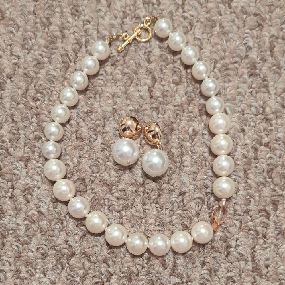 🟢 Large Pearl Necklace With Matching Earring Set